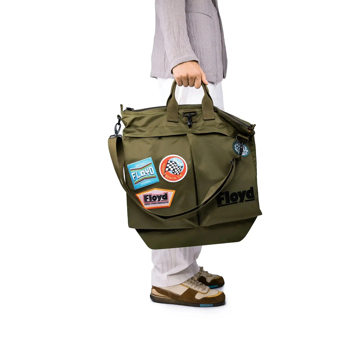 Hand carry – Floyd Helmet Bag in Gator Green