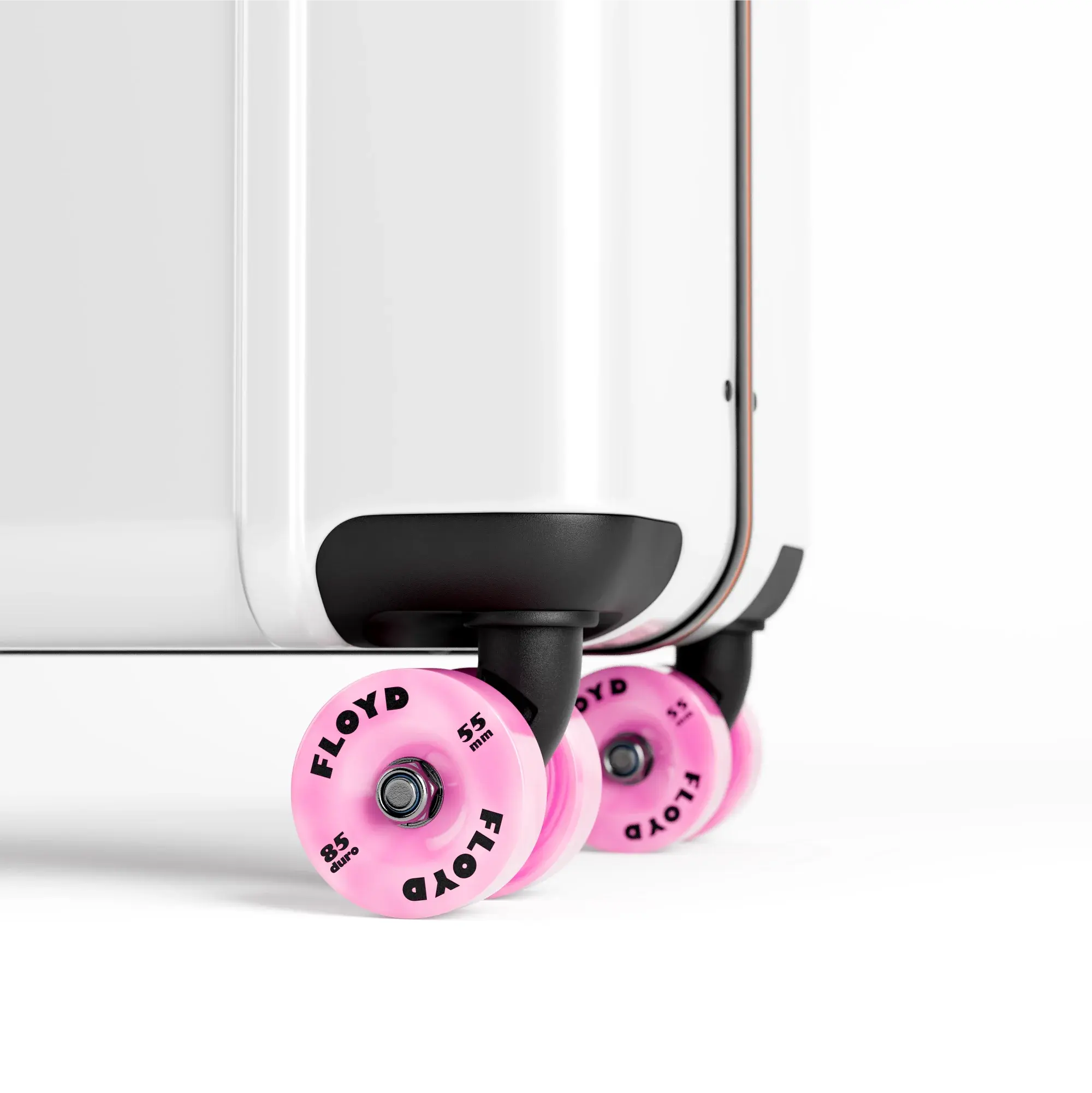 Floyd x Meissen suitcase with Marshmallow Pink wheel set