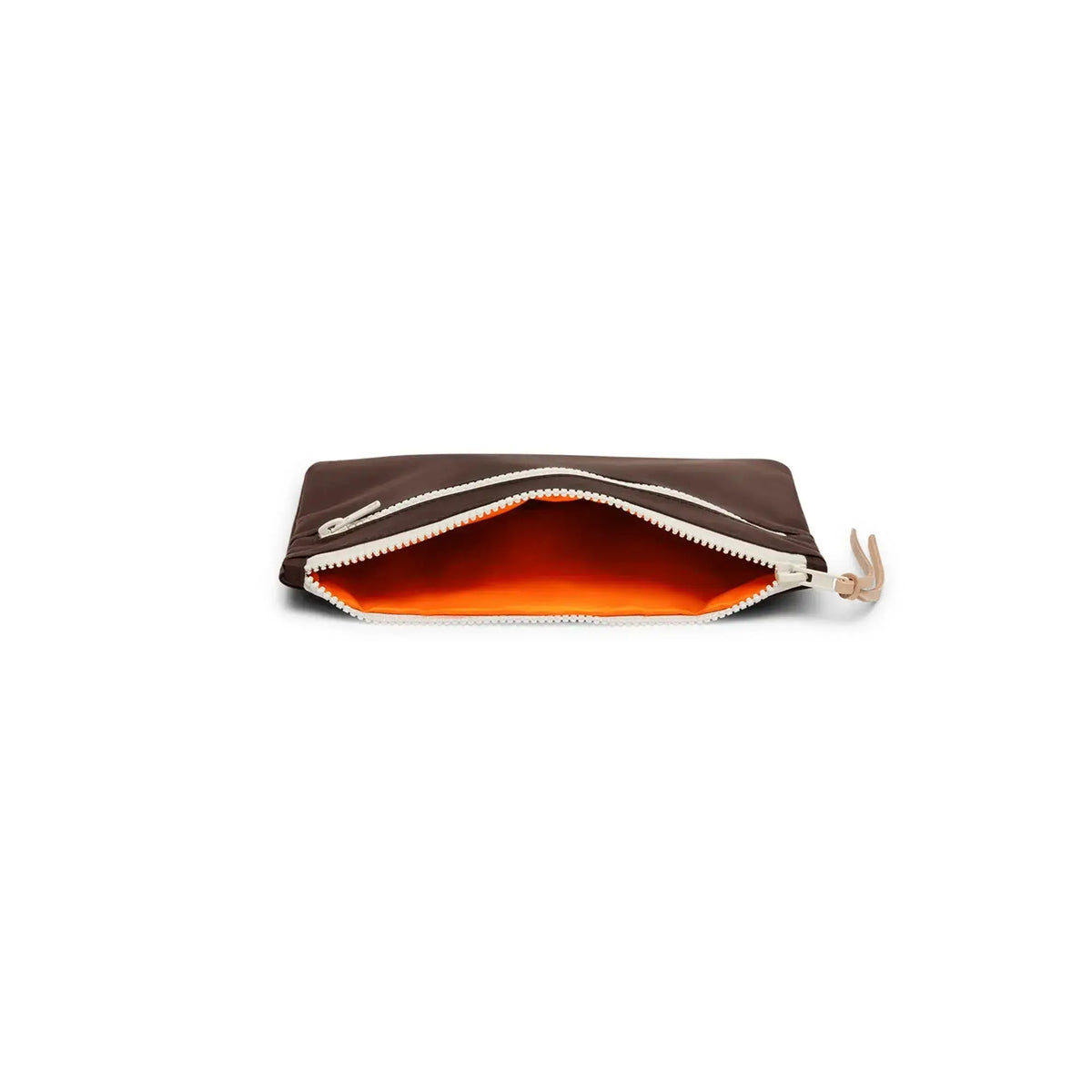 Open zipper and interior – Floyd Travel Pouch in Bronco Brown