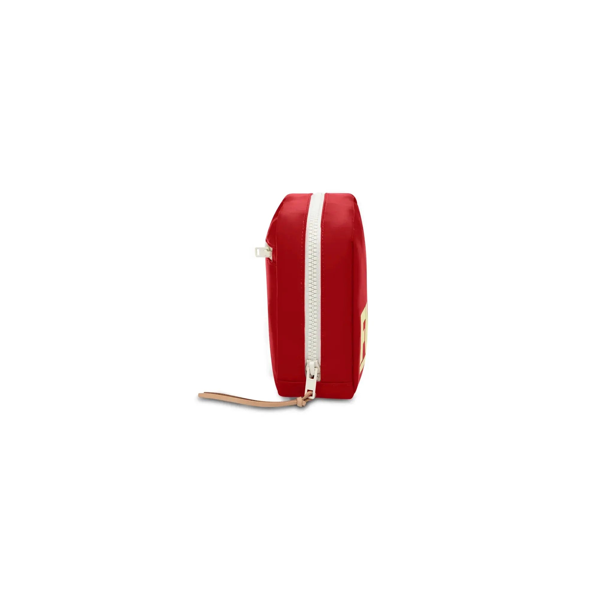 Side view – Floyd Washkit in Bahia Red