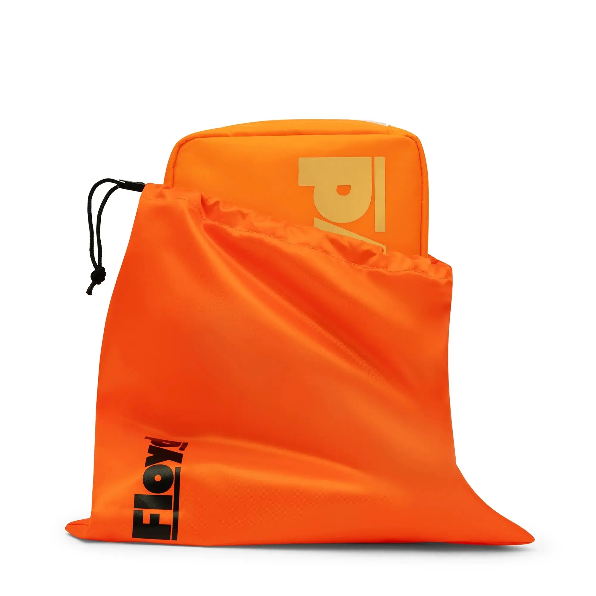 Included duster bag – Floyd Washkit in Hot Orange
