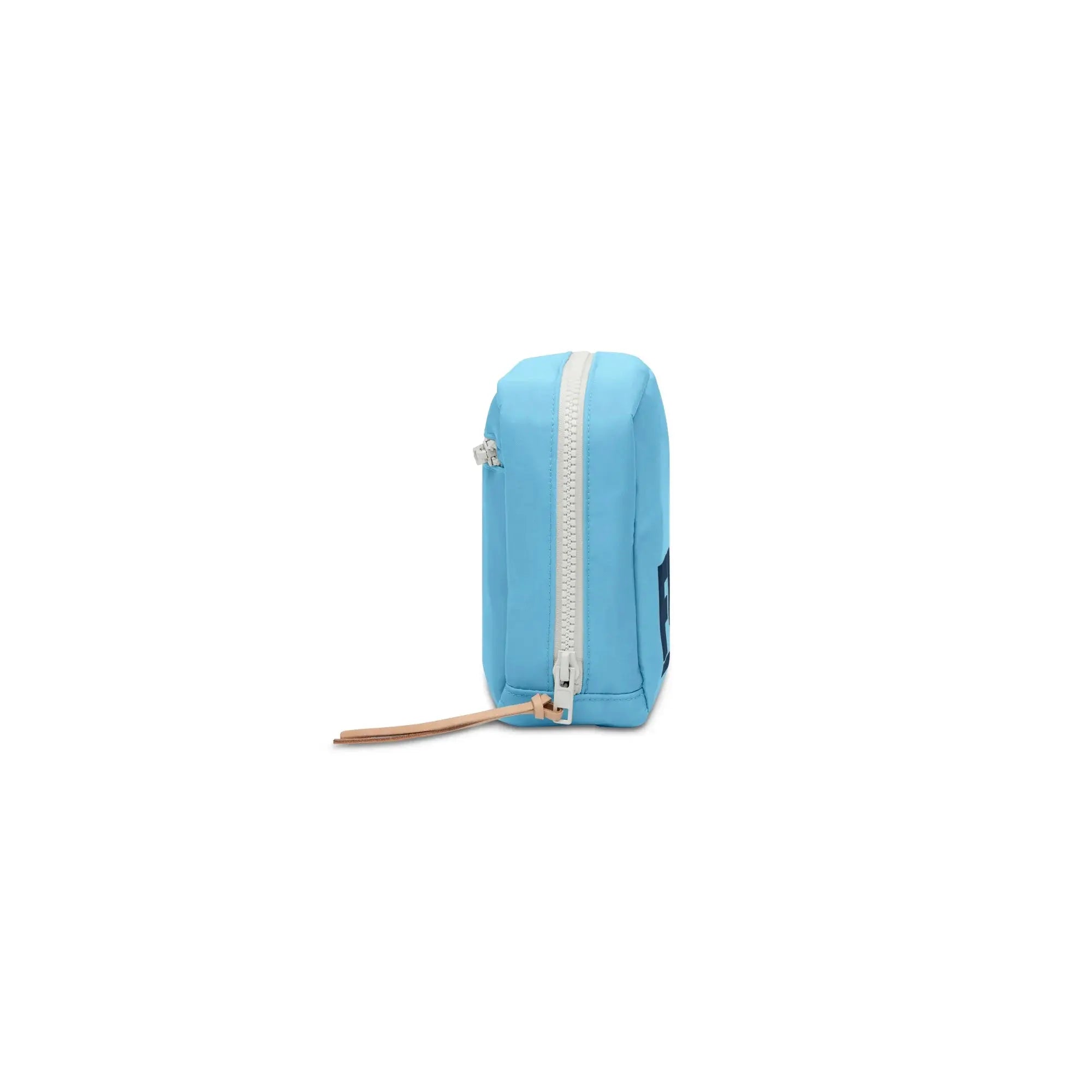 Side view – Floyd Washkit in Sky Blue