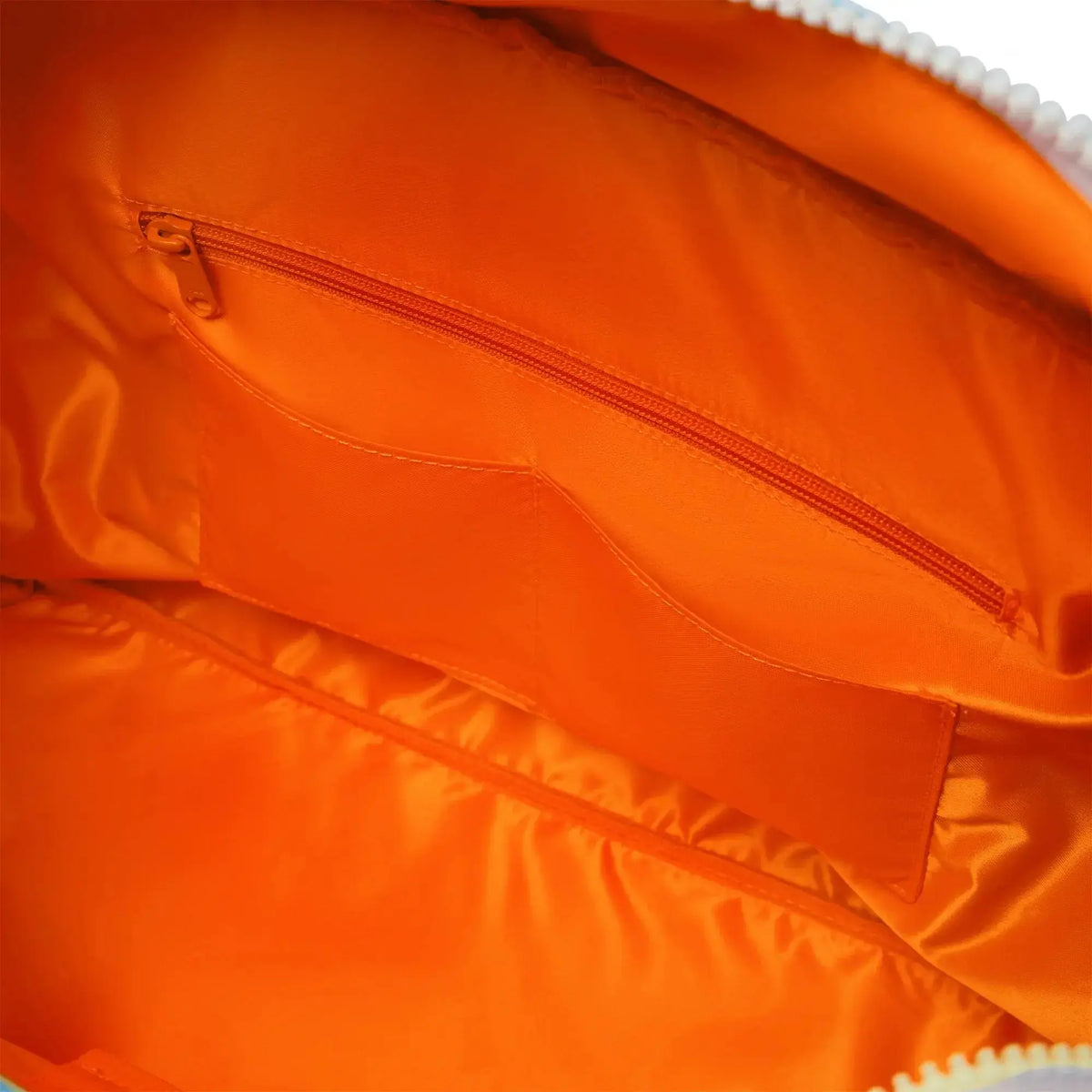 Interior compartment detail – Floyd Weekender travel bag