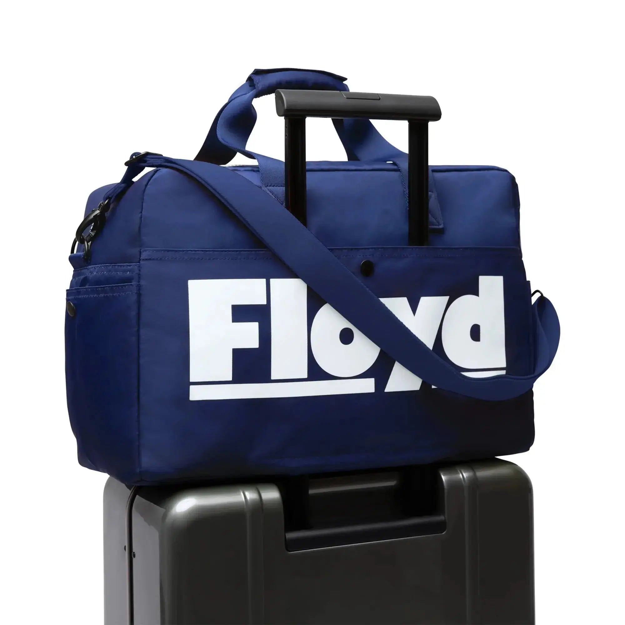 Luggage sleeve – Floyd Weekender travel bag in Shark Blue