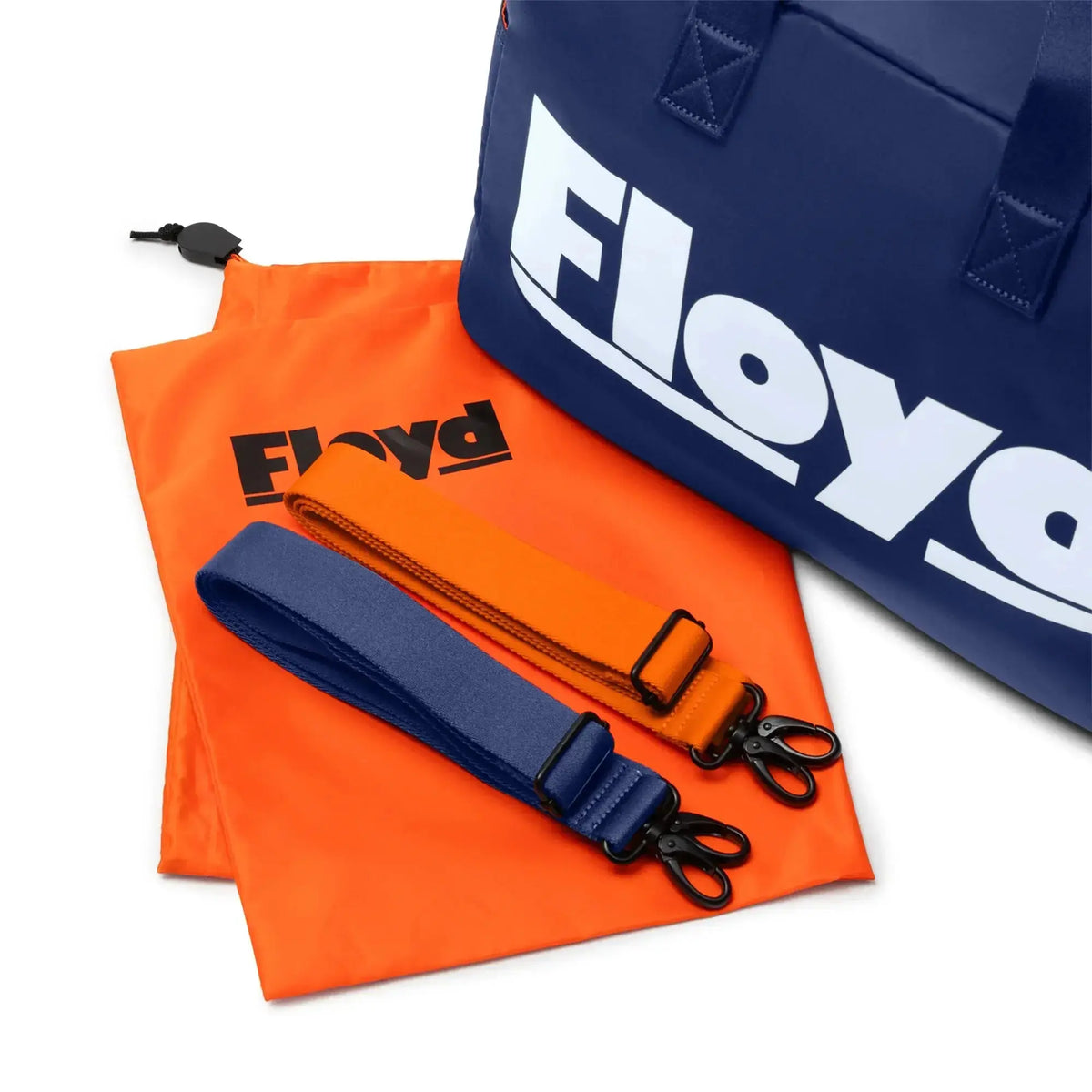 Included shoulder straps – Floyd Weekender travel bag in Shark Blue